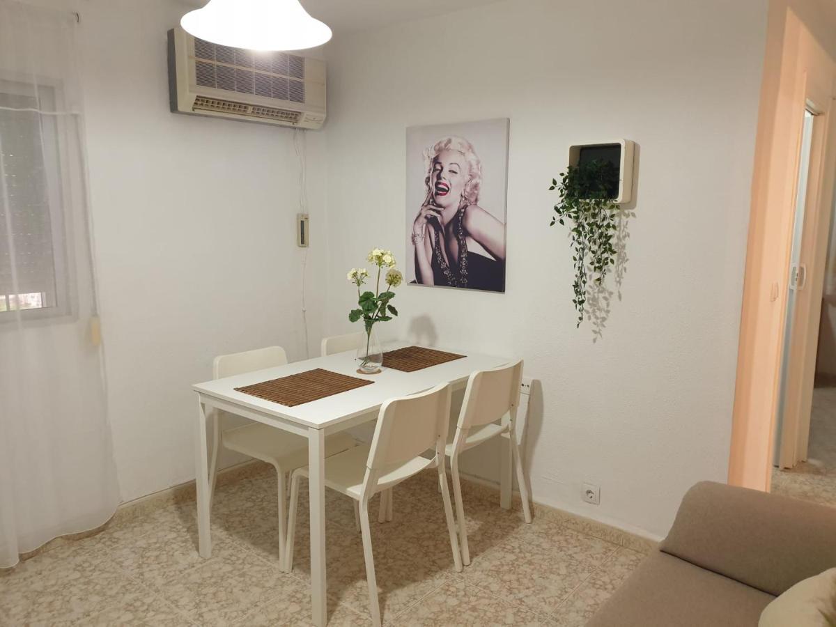 Ground Floor Proximo A La Macarena Apartment Seville Luaran gambar